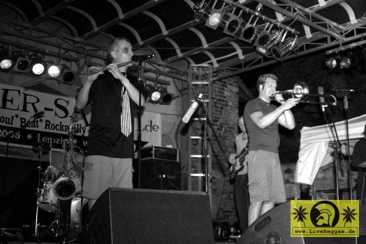 New York Ska-Jazz Ensemble (USA) 9. This Is Ska Festival, Wasserburg, Rosslau 24. Juni 2005 (17).jpg